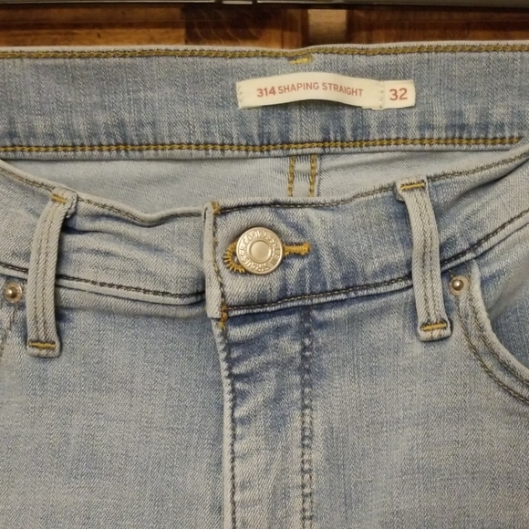 Levi's 314 Shaping Straight jeans - Picture 3 of 8